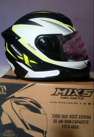 Liquidação! Capacete Moto Mixs Storm Carbon Conforto e Segurança na Pilotagem