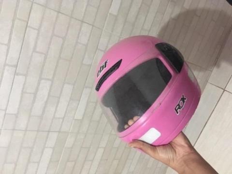 Capacete de moto feminino