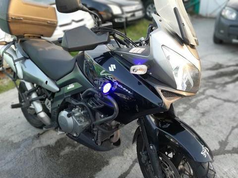 Suzuki di ano 2009 cor preta 45 mil km - 2009