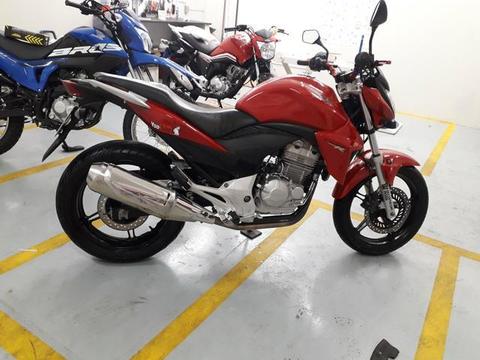 Cb 300 - 2011