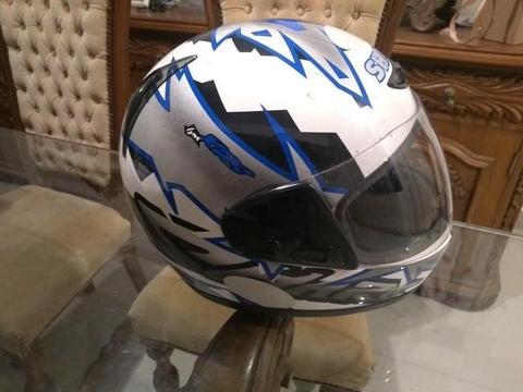 Vendo capacete Shark $350,00