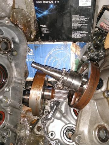 Motor CRF 250r desmontado peças