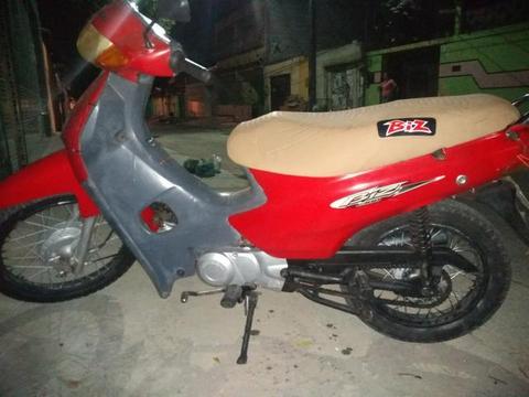 Honda Biz 110c, para trabalho ou interior - 2000