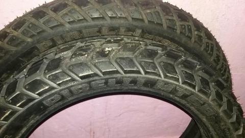 Vendo par de pneus pireli bros 400$
