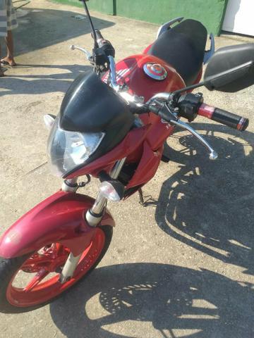 Vendo moto cb300 - 2013