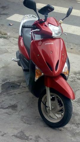 Honda lead - 2014