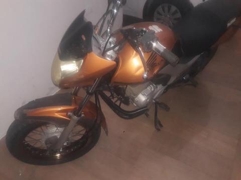 CG 150 2010 emplacada - 2010