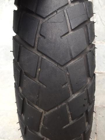 Par de Pneus Pirelli Scorpion MT90 e Câmaras