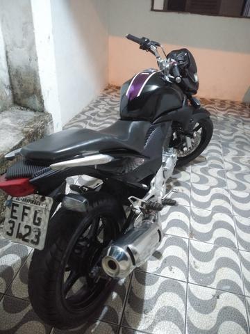 Só Venda Cb 300R 2011 Flex Semi nova Extra Emplacada até 2020 - 2011