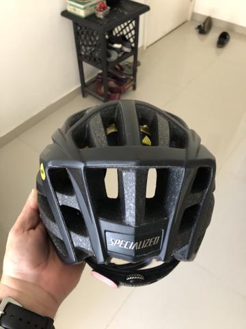 Capacete Specialized