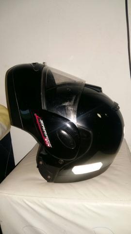 CAPACETE valor 100 reais pra ir logo numeração 60