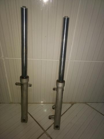 Par de amortecedor Twister dianteiro