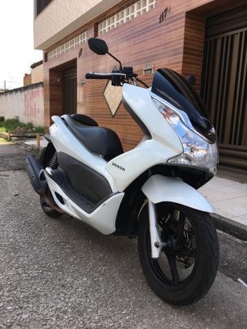 Honda PCX troco em carro leia o anuncio - 2014