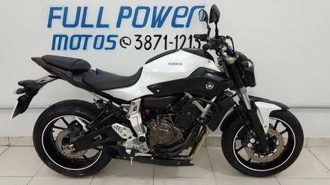 Yamaha MT 07 branca 2016 - 2016