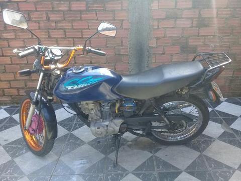 Vendo titan ks barbada 2.900 - 2002