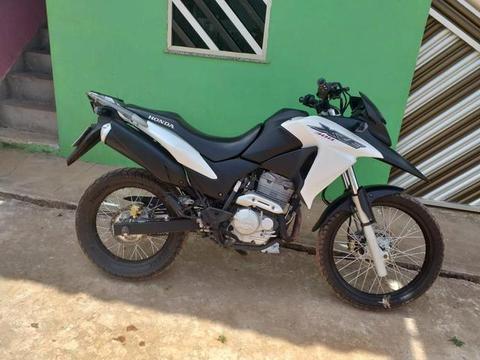 Moto XRE ano 2016 - 2016