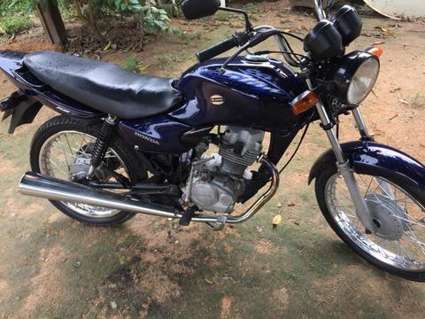 Vendo: 125 PRA SAIR DA PERNADA! - 2000