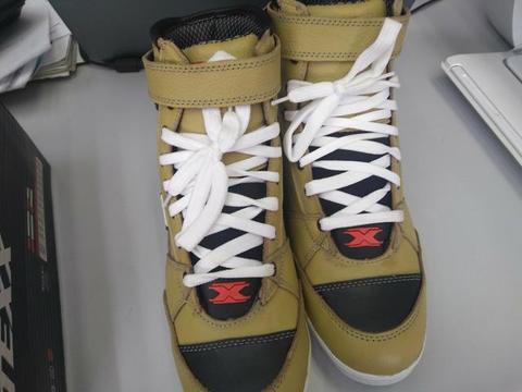 Bota texx impermeável sneakers com entrega em todo Rio!