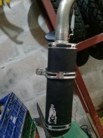 Vendo escapamento k2 pra tornado Simi novo