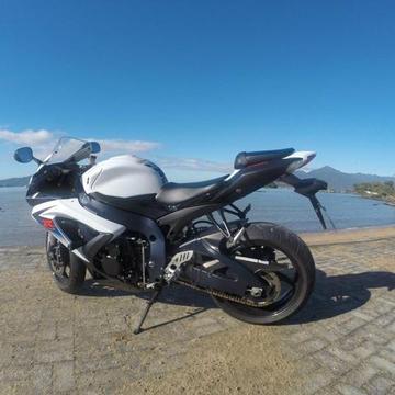 Suzuki GSX R750 SRAD Nota fiscal, manual proprietario - 2013