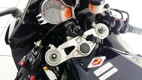 CBR 1000 Fireblade moto de alta qualidade / Abaixo da Fipe! - 2009
