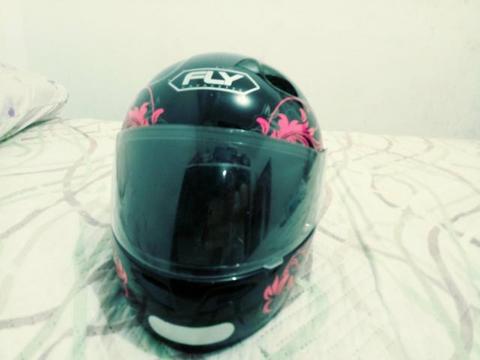 Capacete feminino fly