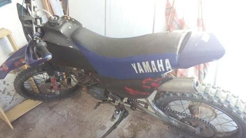Troco moto YAMAHA DT 180 - 1987