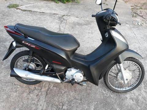 Biz 125 2015 pra interior 3.900,00 - 2015