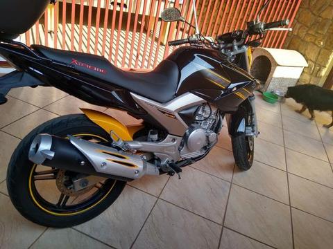 Fazer 250 cc Yamaha - 2010