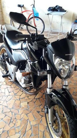 Cb 300 2015 linda baixa km - 2015