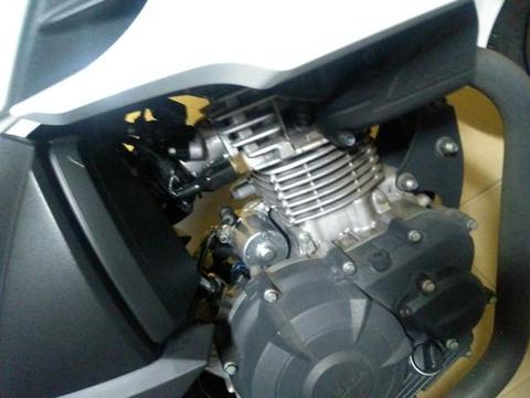 Moto Yamaha fazer 150 SED - 2016