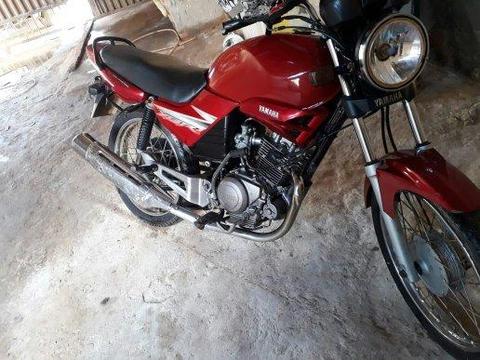 Vende se ou troca essa YBR 3100$ - 2005