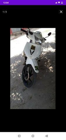 Vendo moto traxx SKY - 2016