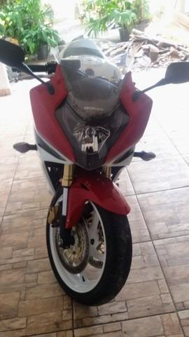 CBR 600F vendo ou troco - 2012