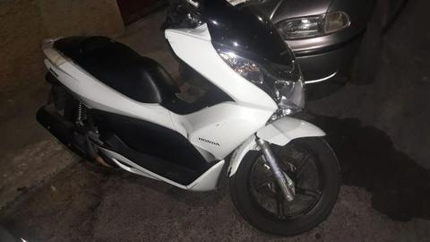 Vendo moto pcx 150 branco 2014 - 2014