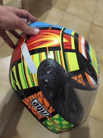 Capacete agv