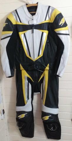 Macacao Four muito novo 2p 50 Brasil