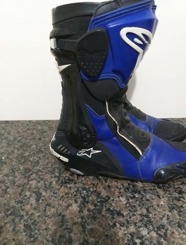 Vendo bota Alpinestars + jaqueta yamaha