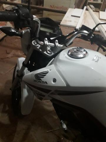 Titan 150ex 6600 muito nova só hj - 2014