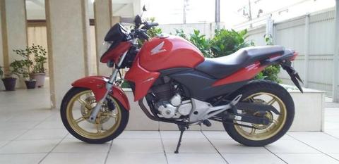 Cb 300 ano 2014 modelo 2015 (impecável sem detalhe) - 2014