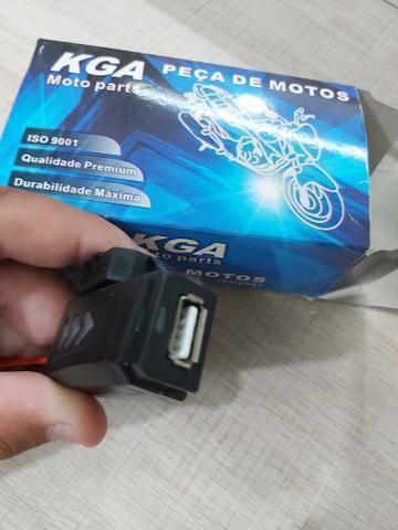 Carregador de celular para moto