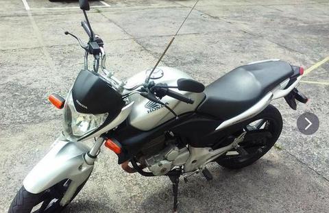 Honda cb 300r prata 2010 - 2010