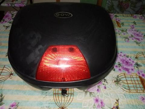 Vendo caixa para moto 33 litros 70.00