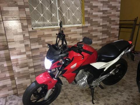 Vendo uma Honda CB 250 twister 2016 - 2016