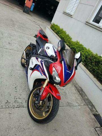 Cbr 1000 32.000 linda se ver leva de primeira - 2010