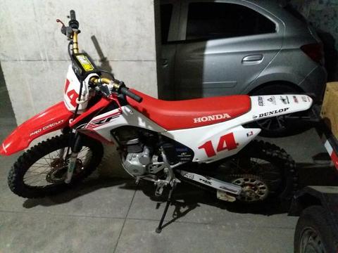 Crf230f 2012 muito nova - 2012