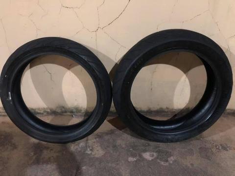 Pneu Moto Dunlop 120/70-R17 e 160/60-R17