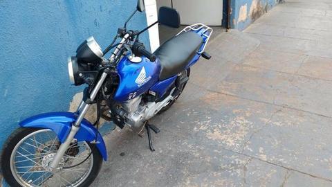 Titan 150 completa em dias - 2004