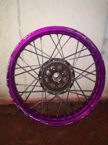 Roda dianteira raio 4 mm,traseira 4mm aro viper ambas com lona na medida O.25