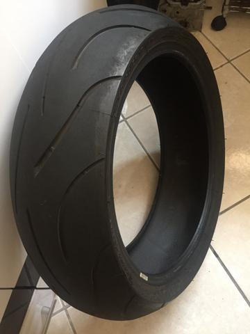 Pneu michelin 190/55 17 piloto Power zero demais pouco uso cbr r1 zx10 bmw